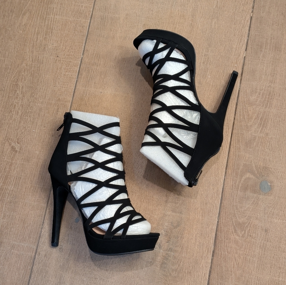 Marco Republic Alexandra Heeled Sandals Black Vegan 5” Heel MSRP $180 Size 7.5